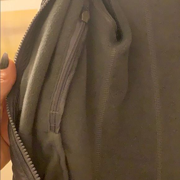 Lululemon Snug Sprinter Jacket - Picture 9 of 9